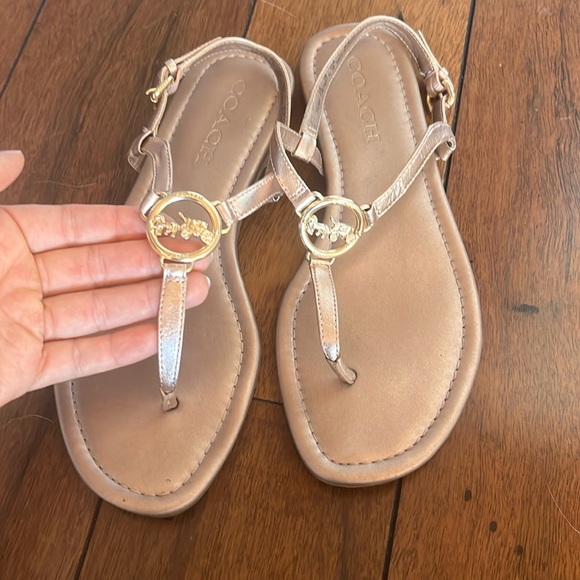 Coach Sandals with Emblem - Picture 1 of 8